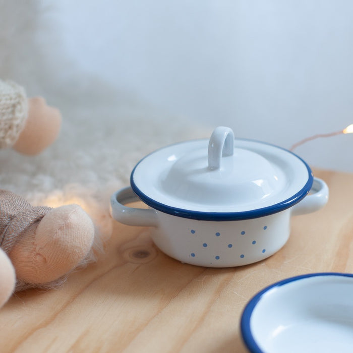 Petite cocotte en émail