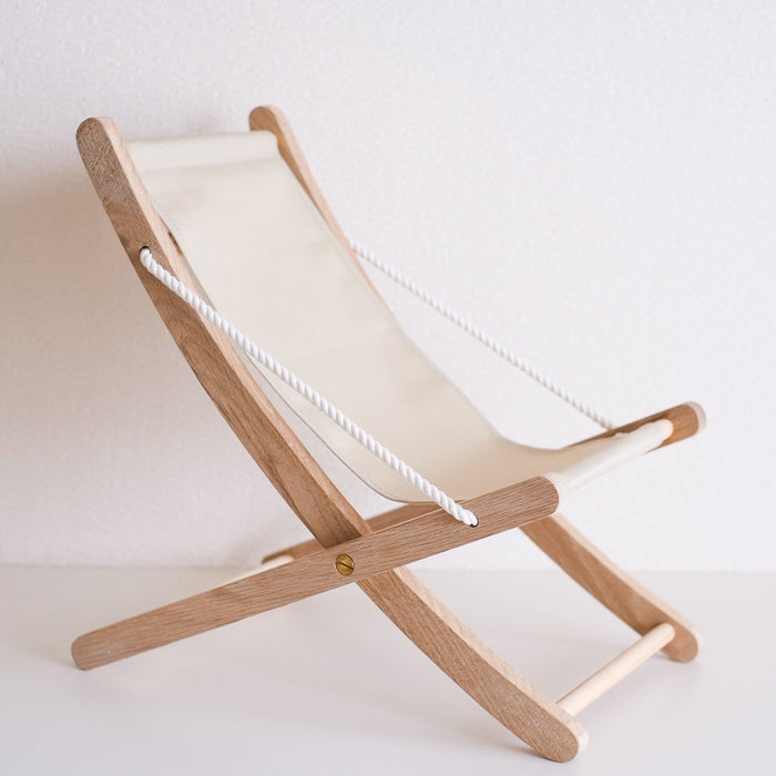 Chaise longue pour poupée