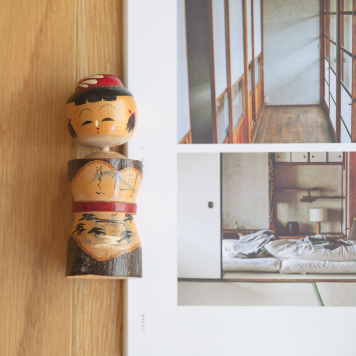 Kokeshi Omiyage à chignon