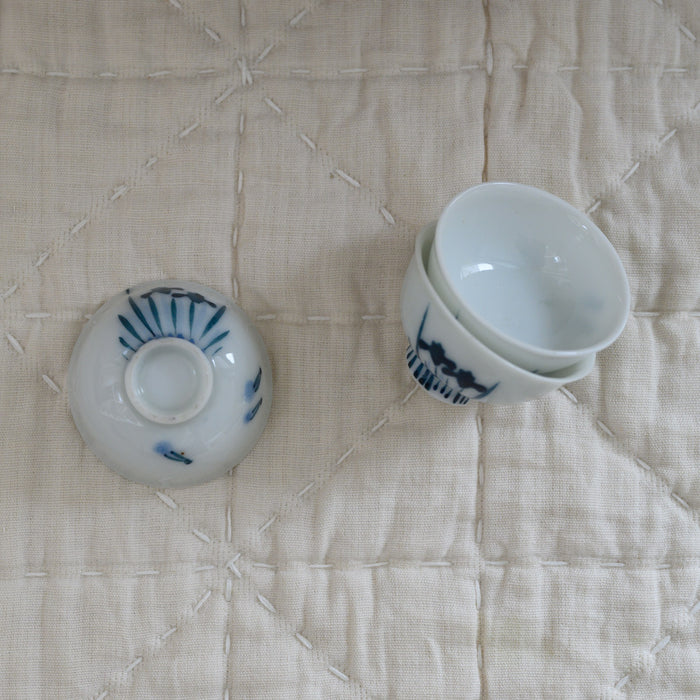 Petit bol au motif d'iris