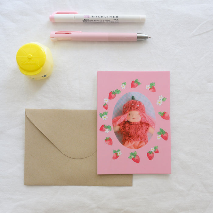 Carte postale fraise okappa