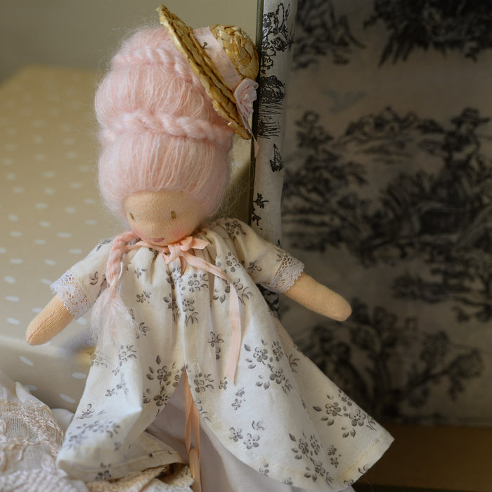 Henriette au Petit Trianon