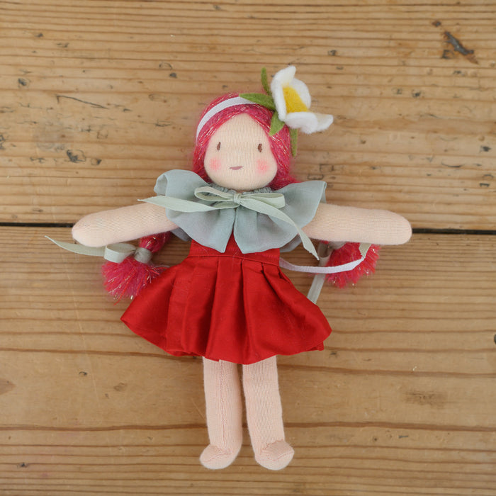 Mini poupée fraise Mara des bois