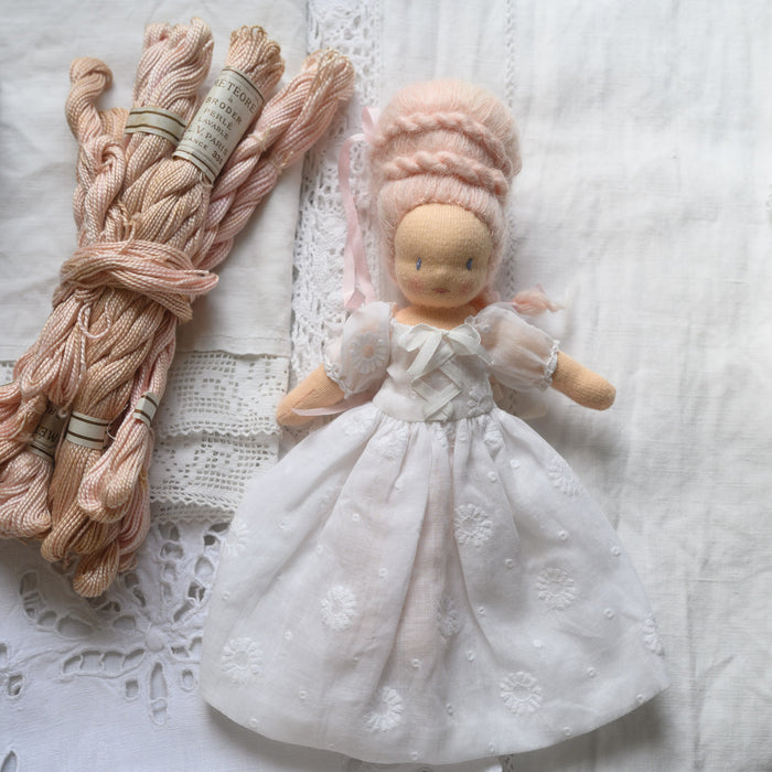 Robe mini Marie-Antoinette en organdi